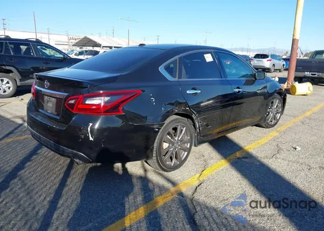 2018 Nissan Altima 2.5 Sr z USA, uszkodzony, nr VIN 1N4AL3AP5JC274017
